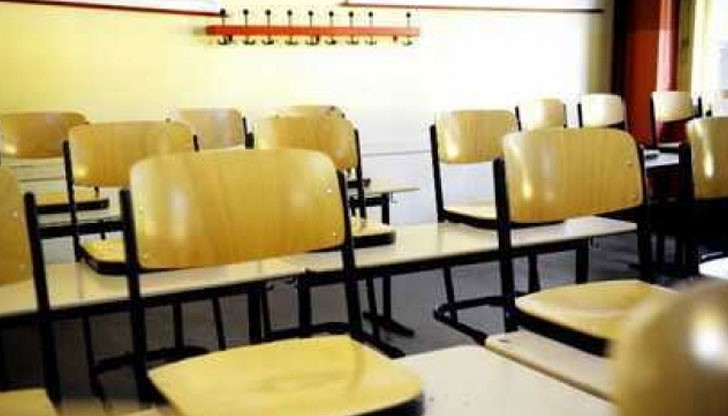 В почти цялата страна ваканцията за учениците е удължена и те ще са отново в класните стаи в четвъртък на 12 януари