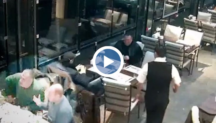 Кадри от охранителни камери показват как действат крадците