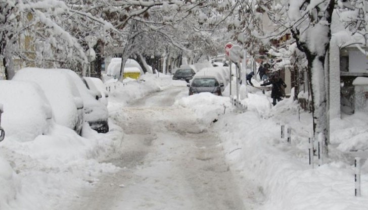 За улеснение на гражданите до края на седмицата няма да се събират такси от зоните за краткосрочно паркиране в града За улеснение на гражданите до края на седмицата няма да се събират такси от зоните за краткосрочно паркиране в града