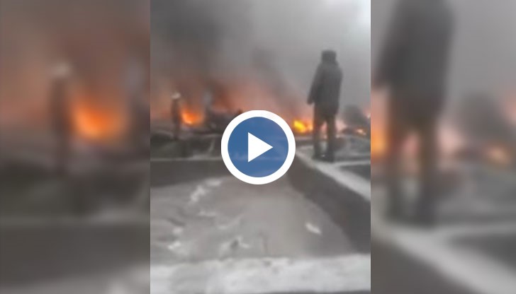 Над 30 вече са жертвите на жестоката самолетна катастрофа