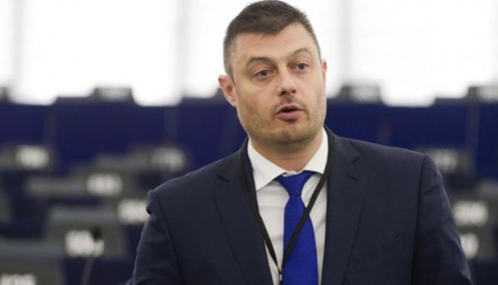 Политическият проект се казва „Презареди-БГ” Политическият проект се казва „Презареди-БГ”