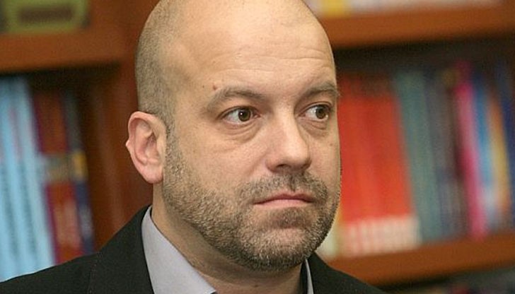 Да видиш ква зима имат германците. 30 градуса, слънчице, германките ходят по бански. А не кат нашта загубена зима тука...