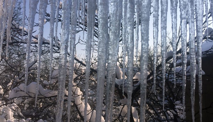 Климатологът доц. Георги Рачев коментира снежната обстановка в страната и даде своята прогноза