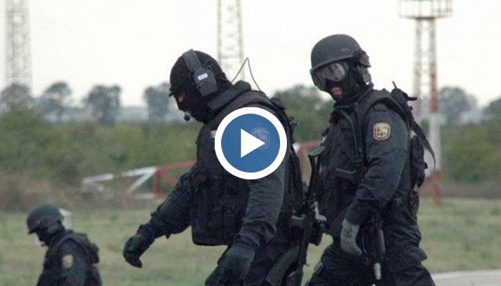 Стигнахме и до складовете, където групата е съхранявала откраднатите части