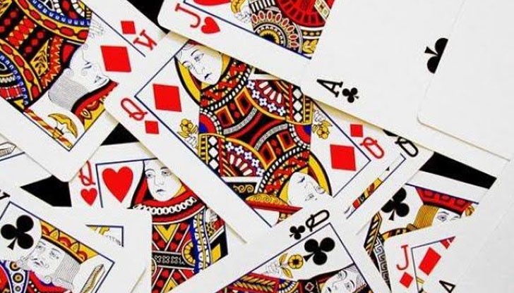 12 двойки спориха за наградите в турнир по белот в Ценово