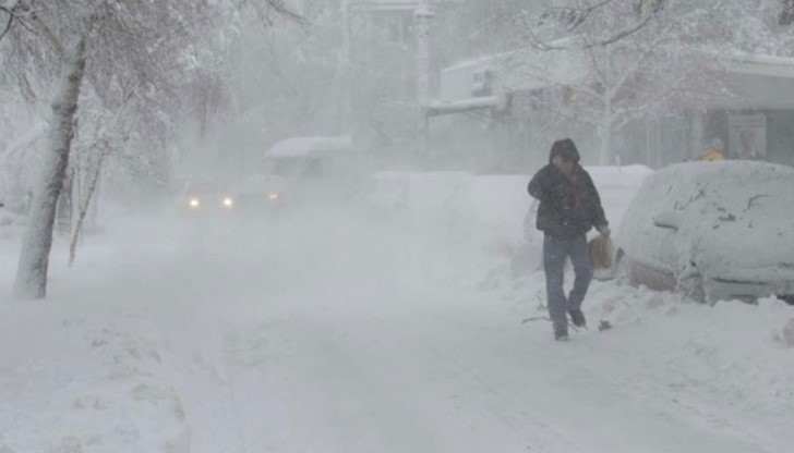 В първия работен след снежното бедствие Добрич е не само един от най-снежните градове, но и най-студените