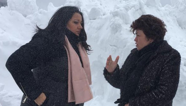 Лиляна Павлов се за закани, че ще има глоби за лошото почистване на снега Лиляна Павлов се за закани, че ще има глоби за лошото почистване на снега