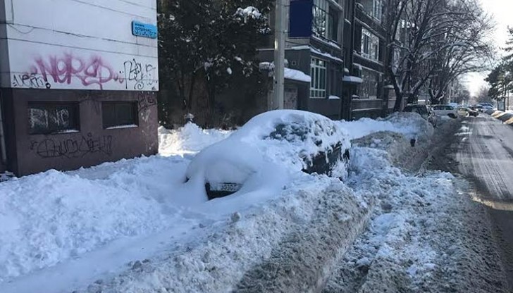 Снегът през януари не би следвало да изненада никоя от отговорните институции