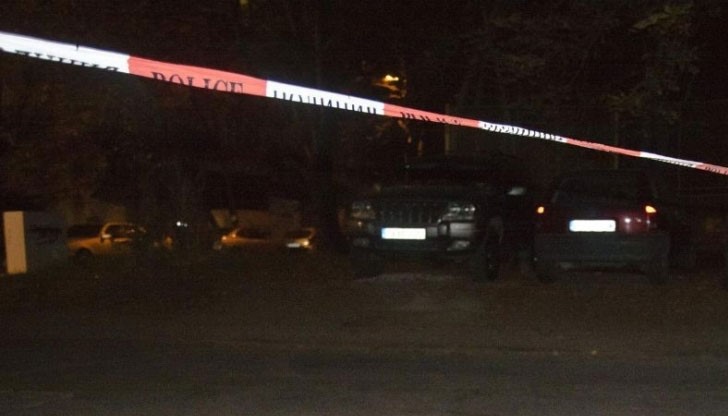 Майка му се опитала да го спаси, но не успява Майка му се опитала да го спаси, но не успява