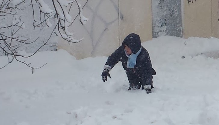 Училищата ще бъдат отворени на 12-ти януари Училищата ще бъдат отворени на 12-ти януари