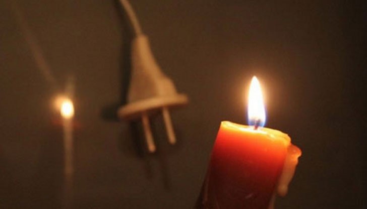 Аварийните екипи работят по отстраняване на повредите