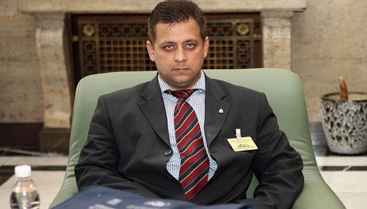 За пръв път усещам, че започва погребението на социалистическото образование За пръв път усещам, че започва погребението на социалистическото образование