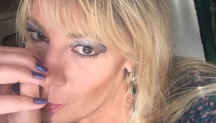 Тя е номинирана от гражданската квота за депутат от БСП