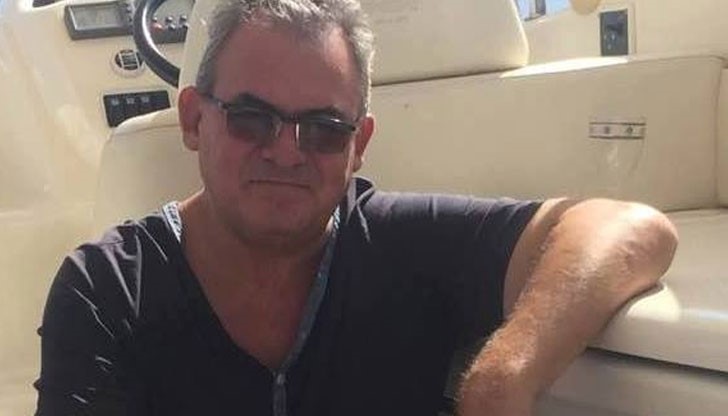 Само човек, надхвърлил нивото си на компетентност, ще хукне на място с качулка да се снима Само човек, надхвърлил нивото си на компетентност, ще хукне на място с качулка да се снима