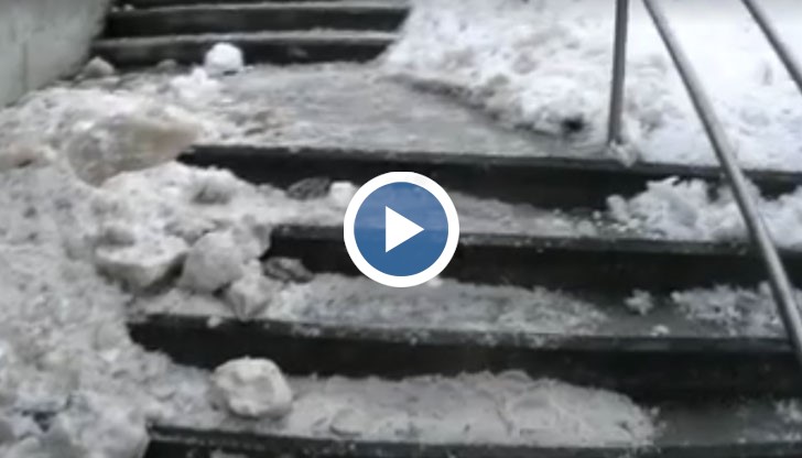 Стълбите на пиковото кръстовище са почти непроходими...