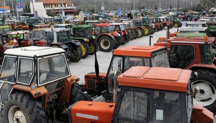 Гръцките земеделци този път са разширили обхвата на своите действия Гръцките земеделци този път са разширили обхвата на своите действия