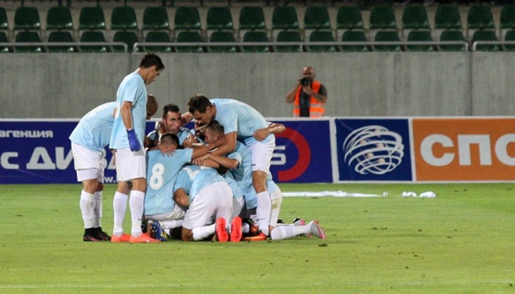 Футболистите на Дунав отстъпиха на деветия от румънската елитна Лига 1 - Яш Футболистите на Дунав отстъпиха на деветия от румънската елитна Лига 1 - Яш