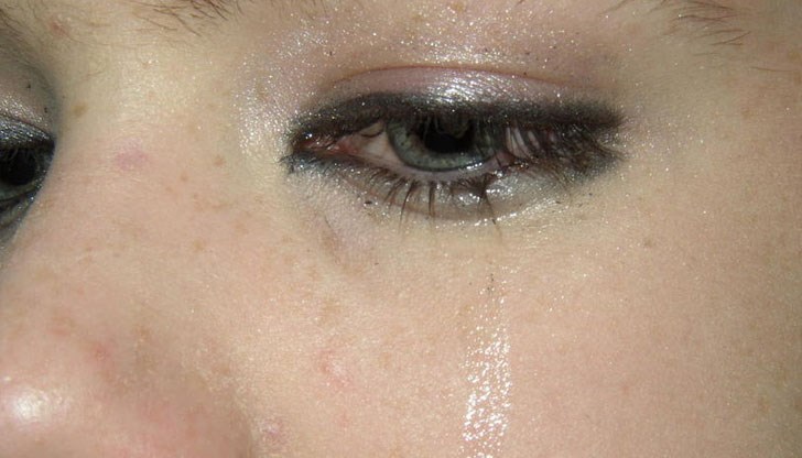 Ася Капчикова дари средствата от наградата си за реконструкция на гърдата на онкоболната русенка Ася Капчикова дари средствата от наградата си за реконструкция на гърдата на онкоболната русенка