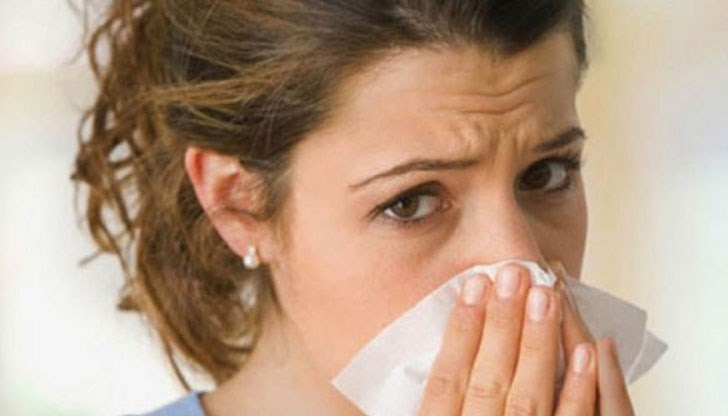 Вируси с кървене от носа и мъчителна кашлица надвиват грипните щамове през последната седмица, съобщават лични лекари