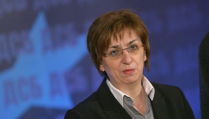 Бившата депутатка беше на "Дондуков" 2 по същото време, когато президентът събра бъдещите служебни министри