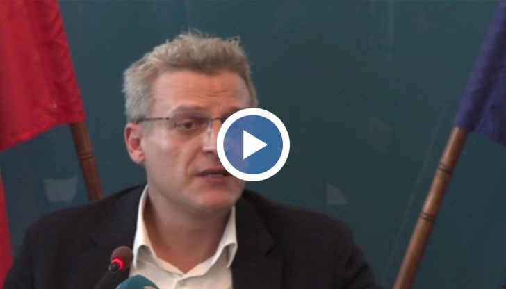 Здравният министър в оставка се отчете за свършеното през изминалите две години