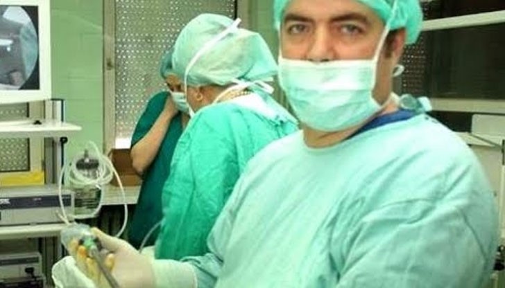 Шефът на клиниката доц.д-р Димитър Шишков е изградил нови пикочни мехури от тънките черва