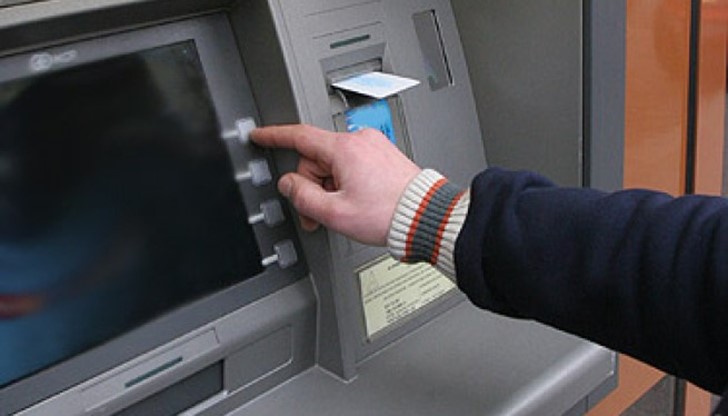 32-годишен русенец, изтеглил пари от чужди карти 32-годишен русенец, изтеглил пари от чужди карти