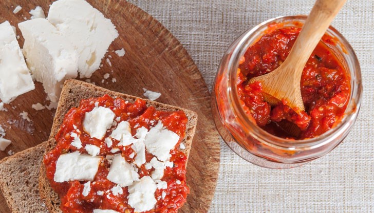 Веществото Олеамид открито в лютеницата се влагало в лубриканти и пластмаса Веществото Олеамид открито в лютеницата се влагало в лубриканти и пластмаса