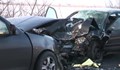 Баща и син загинаха след челен сблъсък на колите им