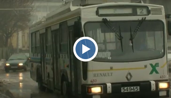 Твърде е вероятно цената на абонаментните карти за учащи за градския транспорт в Русе да падне