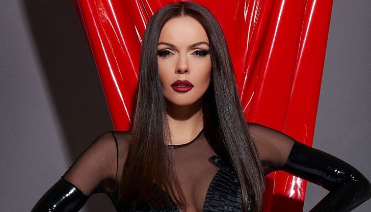 Певицата слиза от сцената заради дълго майчинство, но май няма да се върне повече на нея