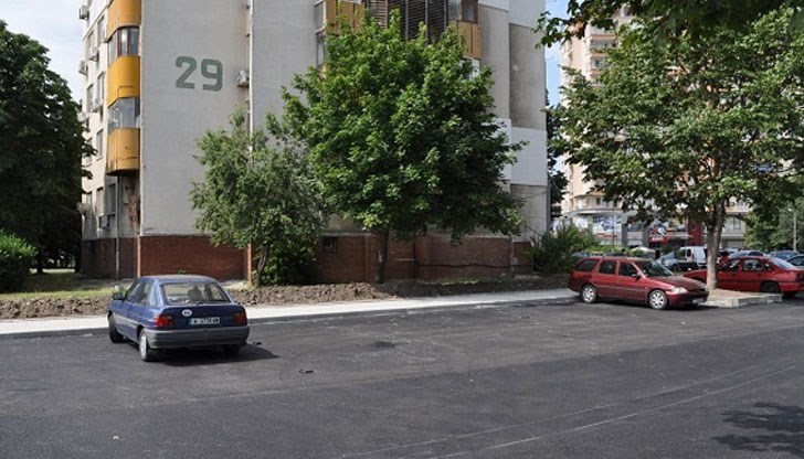 Според очевидци той се е хвърлил от прозорец на апартамент Според очевидци той се е хвърлил от прозорец на апартамент