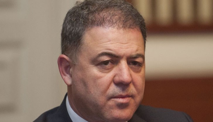 Петър Москов пък заяви: В цялото каканижене се вдига пушилка около предполагаеми проблеми Петър Москов пък заяви: В цялото каканижене се вдига пушилка около предполагаеми проблеми