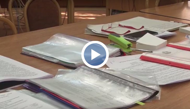 Общо 20 партии и коалиции са регистрирали листи за кандидат депутати в Русе за предсрочния парламентарен вот на 26 март