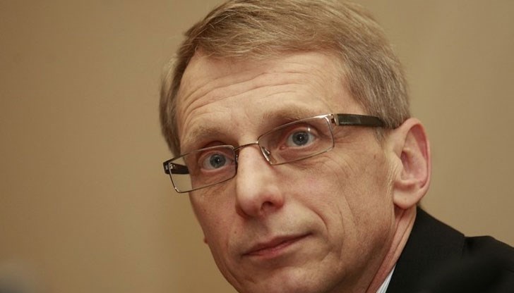 Мартенската заплата на учителите трябва да дойде с увеличението за предните два месеца