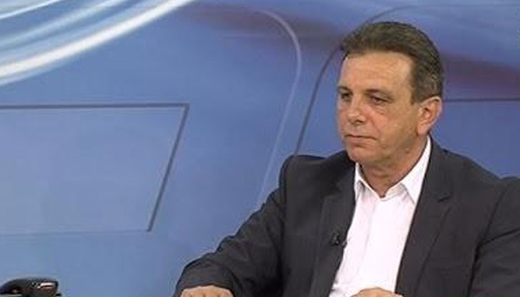 Лидерът на СДС в Пловдив остана без работа?!