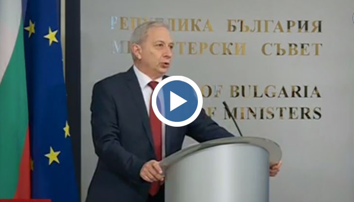 Служебният премиер направи ревизия на правителството на Борисов, но не даде възможност да бъдат зададени въпроси за нея