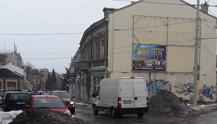 Шофьорът на микробуса налита на бой след забележка