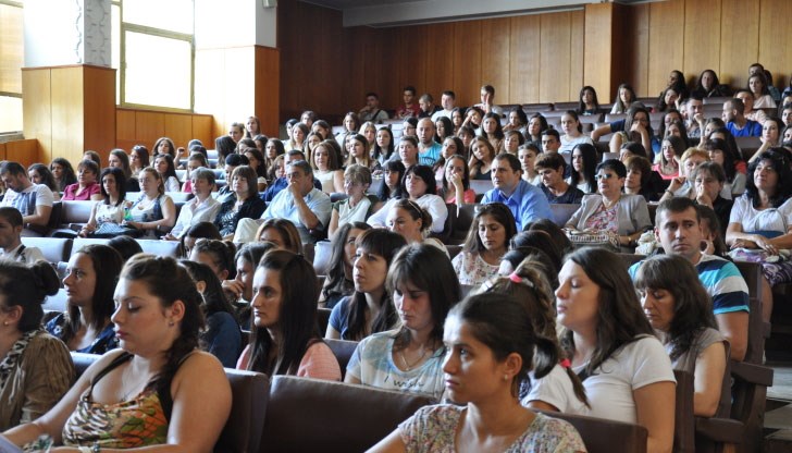 Целта е кандидат-студенти да бъдат насочени към такива профили, където има дефицит от хора Целта е кандидат-студенти да бъдат насочени към такива профили, където има дефицит от хора