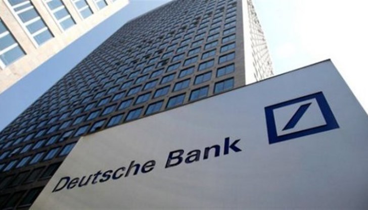 "Дойче банк" се извини на цяла рекламна страница в няколко немски вестника