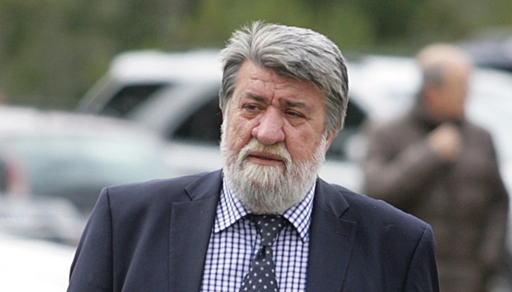 Държавната медия е също на заплата на държавната ясла, както е и министерството