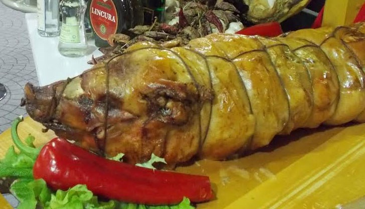 Много изкушения за ценителите на Дионисиевата напитка и вкусните храни Много изкушения за ценителите на Дионисиевата напитка и вкусните храни