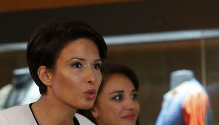 Какви са тези специални хора в държавата ни, които ще получават специални привилегии, още повече, когато това са деца