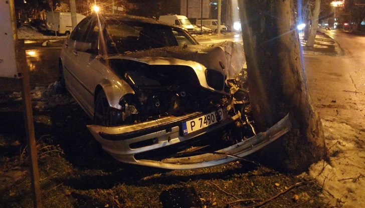 Катастрофата е станала тази вечер около 18:30 часа