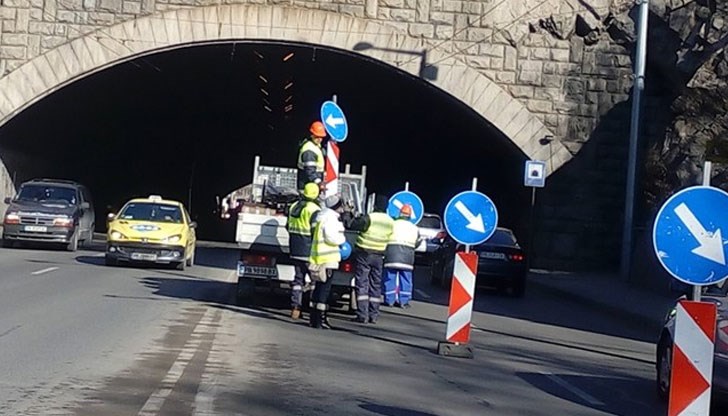 Армия от конструктори, със съдействието на полицията, предприе цялостно обследване на единствения тунел в Пловдив