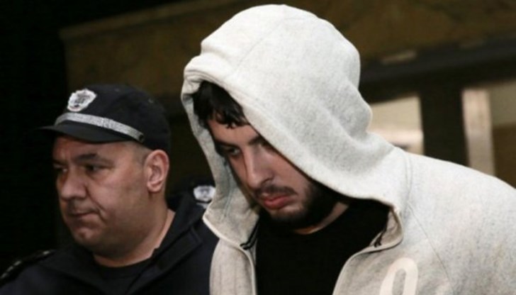 После трескаво трил селфитата си във Фейсбук