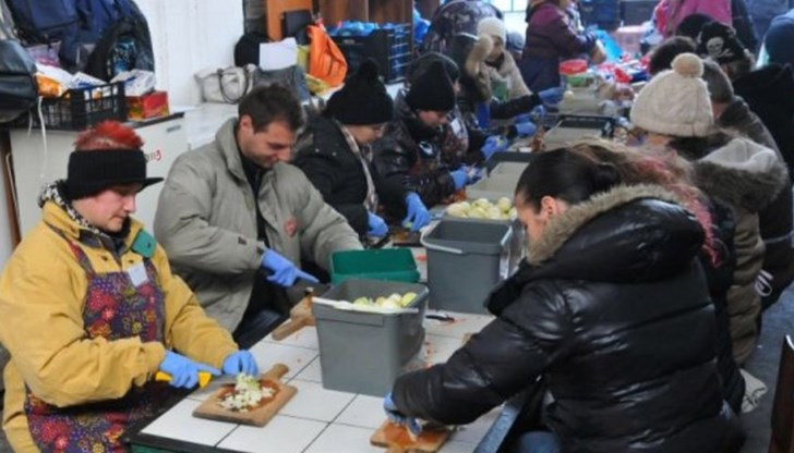 Тя е измислена, но фактите са напълно истински! Тя е измислена, но фактите са напълно истински!