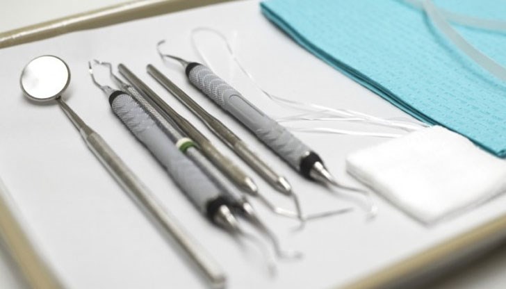 Зъболекарят, който никога не е имал диплома, "лекувал" пациентите си по домовете им