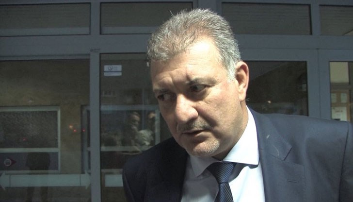 Отстраняването ми е фарс!