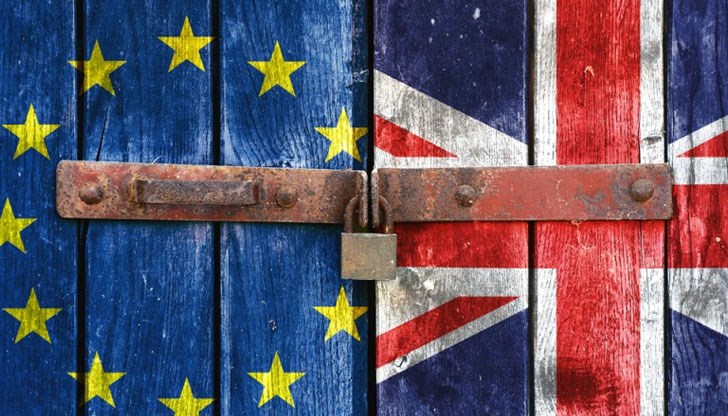 Те няма да засегнат хората от страните в ЕС, които вече работят в Обединеното кралство